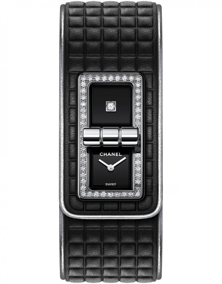 CHANEL H6208